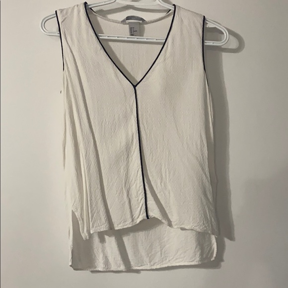 H&M Tops - H&M Black & White Sleeveless Tank Sz 4